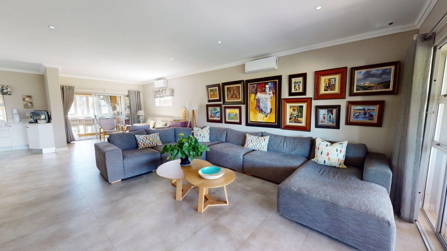 8 Bedroom Property for Sale in Colchester Eastern Cape